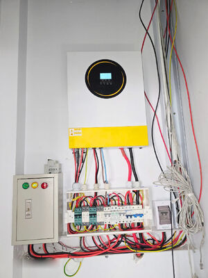 عاكس الطاقة الشمسية الهجينة 48 فولت واحد المرحلة الموجة الصناعية النقية 8.5kw 11kw خارج الشبكة MPPT مع شاحن مدمج وحماية من التيار الكبير